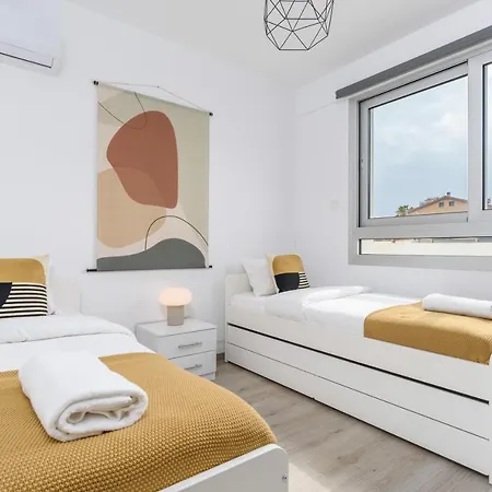 Apartment Mirage 2-br In *