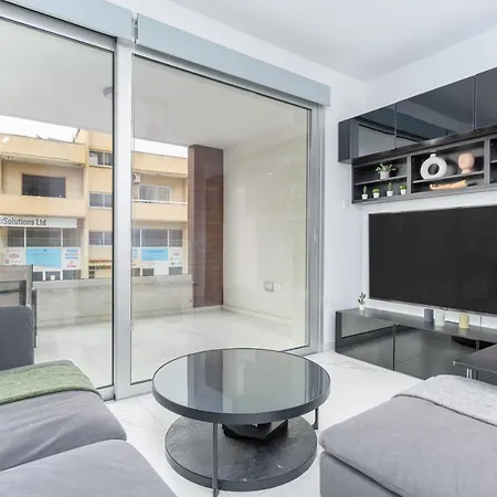 Mirage 2-br In Apartament