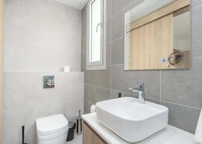 Apartament Mirage 2-br In Larnaca