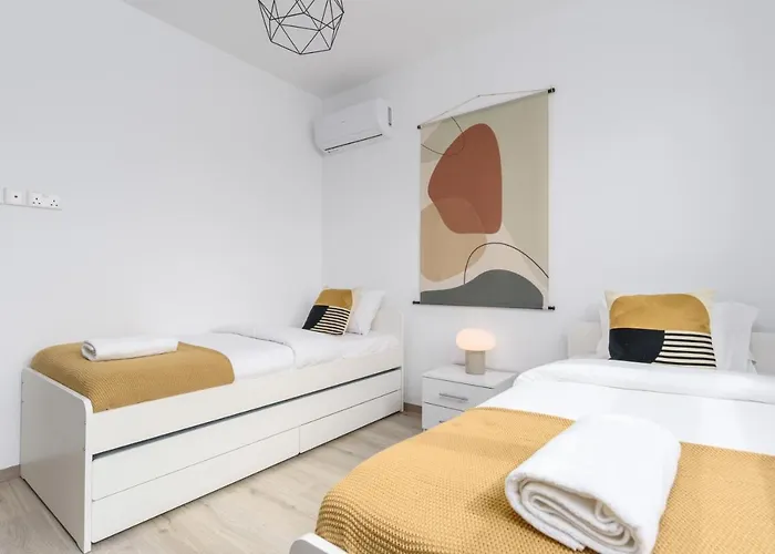 Mirage 2-br In Apartament *